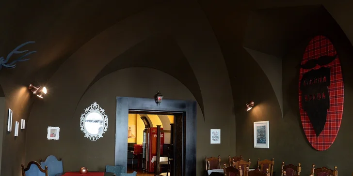Exkluzívne menu v centre Starého mesta. Dajte si grilovaného lososa alebo jelení steak!