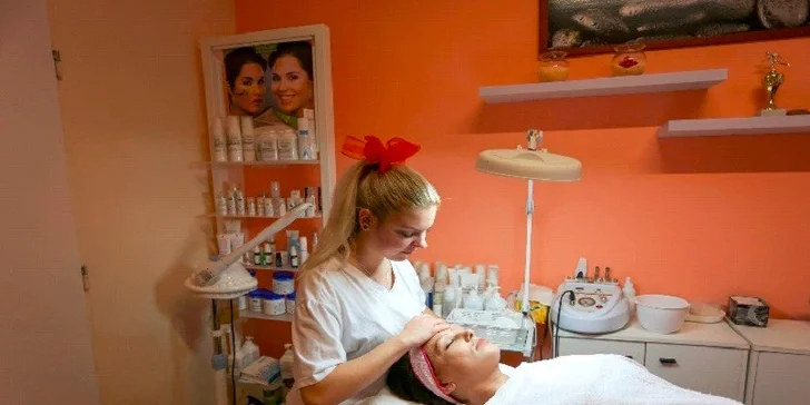 Jarné vitamínové ošetrenie pleti aj so 100% kyselinou hyalurónovou