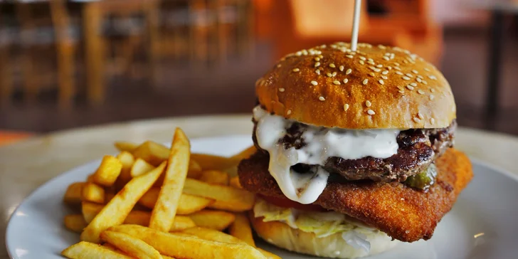 Perfektný burger v novootvorenej reštaurácii City Burger. Obohatené o chutnú novinku Bacon Burger!
