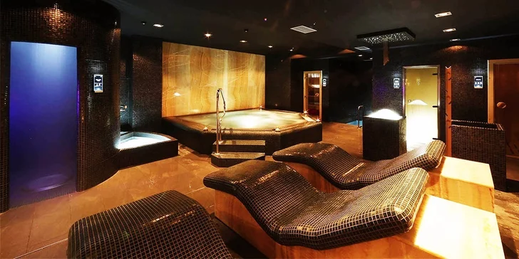 Vstup do moderného wellness aj s masážami a večerou