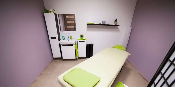 Relaxačná masáž chrbta alebo špeciálna detská masáž