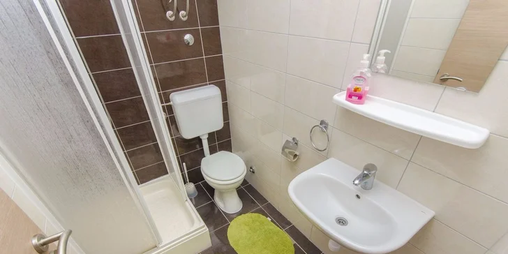 Slnečná dovolenka v Chorvátsku v apartmánoch či štúdiu pre 2 alebo 5 osôb
