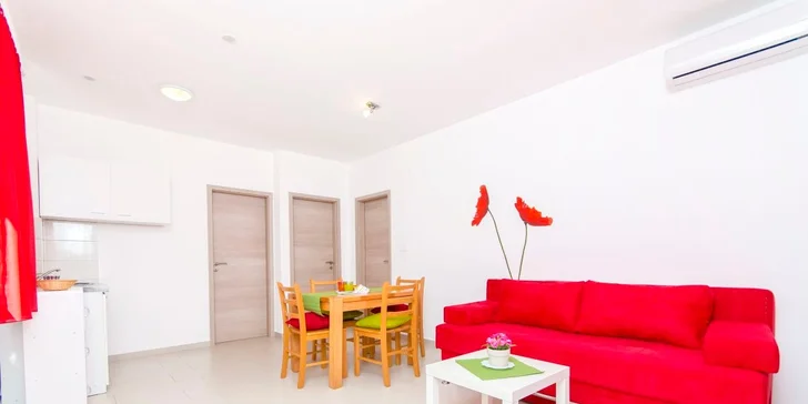 Slnečná dovolenka v Chorvátsku v apartmánoch či štúdiu pre 2 alebo 5 osôb