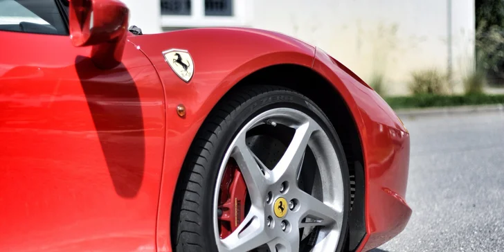Jazda na Ferrari a Lamborghini! Najnovšie modely – iba u nás!