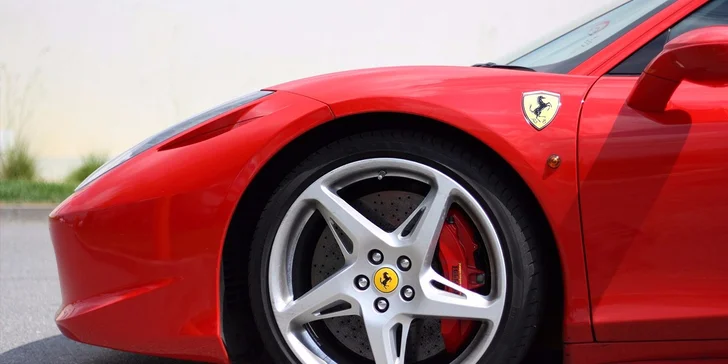 Jazda na Ferrari a Lamborghini! Najnovšie modely – iba u nás!