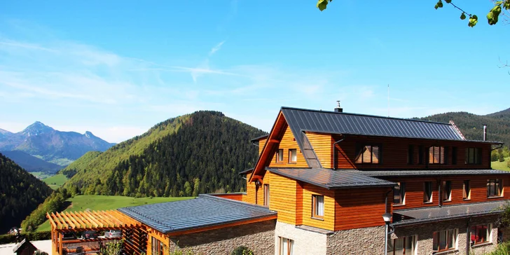 Víkendový wellness pobyt v novozrekonštruovanom horskom hoteli Havrania*** s unikátnou panorámou Malej Fatry