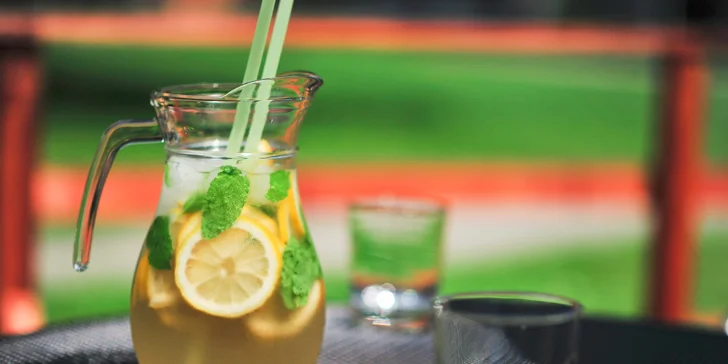 Osviežujúce limonády v baby friendly kaviarni Čertík. Ochutnajte leto!