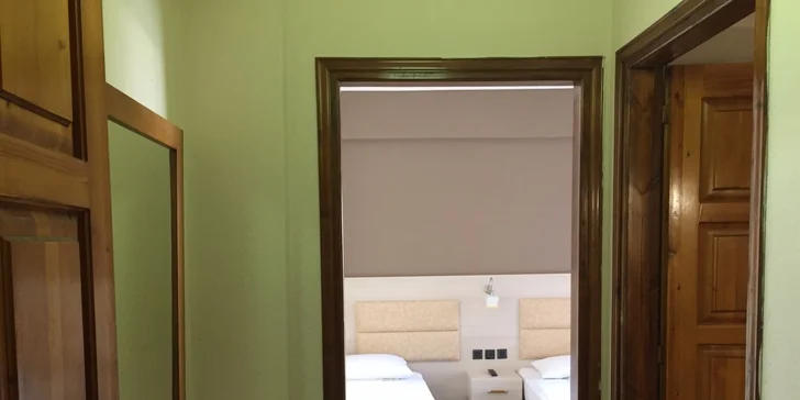 Letná dovolenka v Grécku s polpenziou v Hoteli Niko Paradise. Iba 100m od pláže!