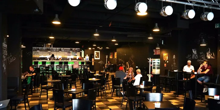 Letné alko a nealko miešané drinky v Music a Cafe!