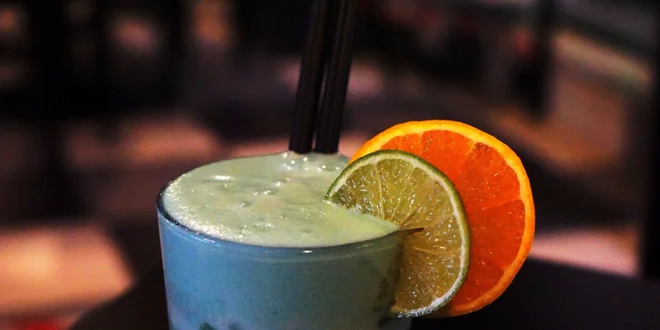 Letné alko a nealko miešané drinky v Music a Cafe!