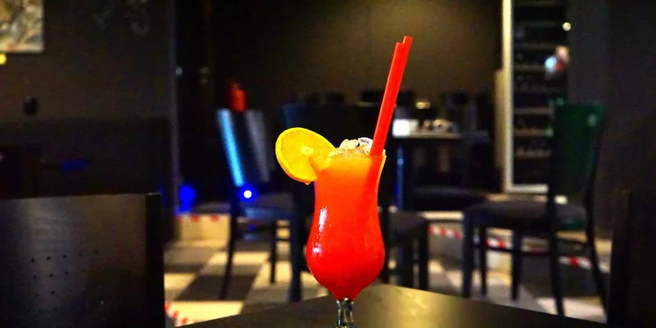 Letné alko a nealko miešané drinky v Music a Cafe!