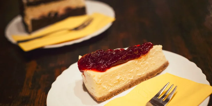 Káva a koláč pre dokonalú siestu v Kafe Scherz