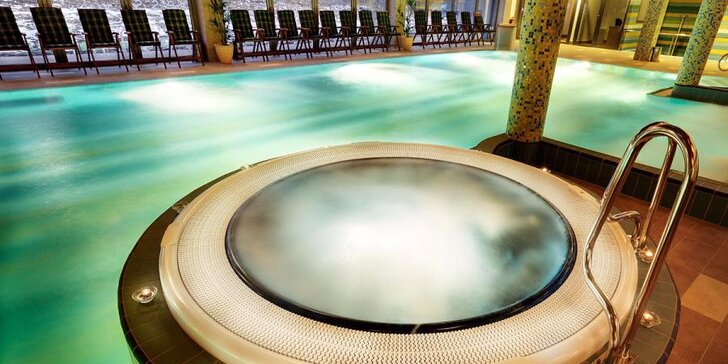 Pobyt v luxusných zruboch pre 10 osôb so vstupom do exkluzívneho vodného sveta Hotela Bystrá***