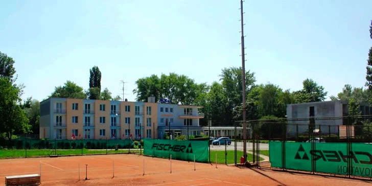 Letná dovolenka pri obľúbenej vodnej nádrži Sĺňava v Hoteli Korekt***