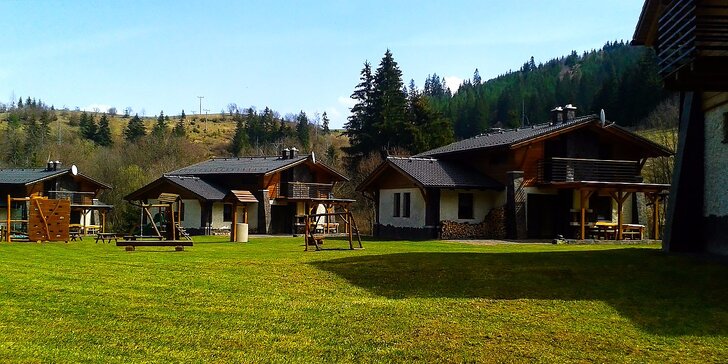Dovolenka pre 4 až 9 osôb v nadštandardne vybavených horských domoch v prekrásnom prostredí Nízkych Tatier