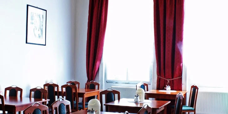 Kúpeľný pobyt v krásnych Karlových Varoch s wellness balíčkami, raňajkami a večerou