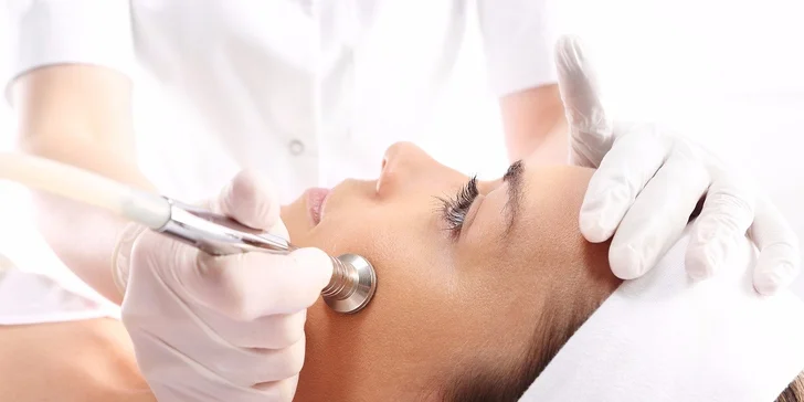 4D lifting tváre, krku a dekoltu vás zbaví vrások a iných nedokonalostí pleti