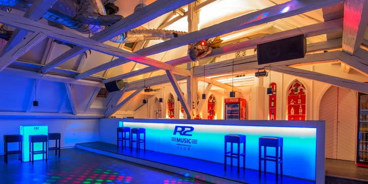 Miešané alkoholické drinky a voucher na konzumáciu v Music Club R2