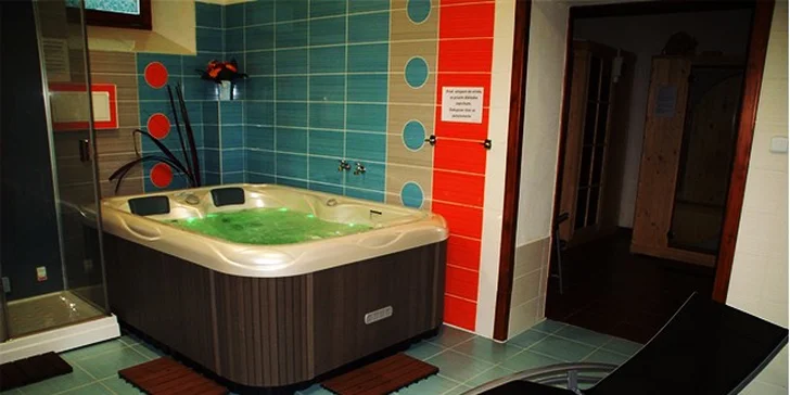 Výhodná príležitosť oddýchnuť si vo Vysokých Tatrách: Pobyt pre dvoch s polpenziou, privátnym wellness a zľavami do aquacentier.