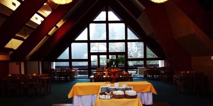 Hotel SKI - Fantastický pobyt v Demänovskej doline pod Chopkom, dieťa do 12 rokov zadarmo!