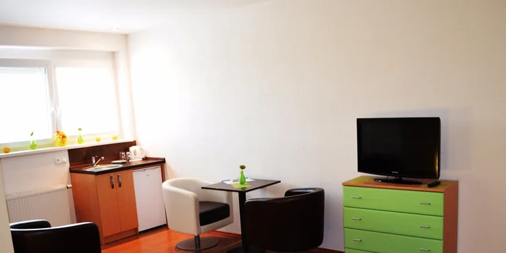 Wellness pobyt pri Bojniciach v Relax centre Aqua Vital s neobmezeným vstupom do bazénu, sauny a vírivky