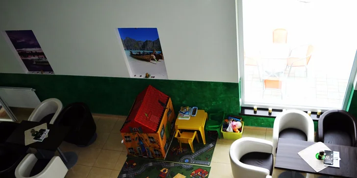 Wellness pobyt pri Bojniciach v Relax centre Aqua Vital s neobmezeným vstupom do bazénu, sauny a vírivky