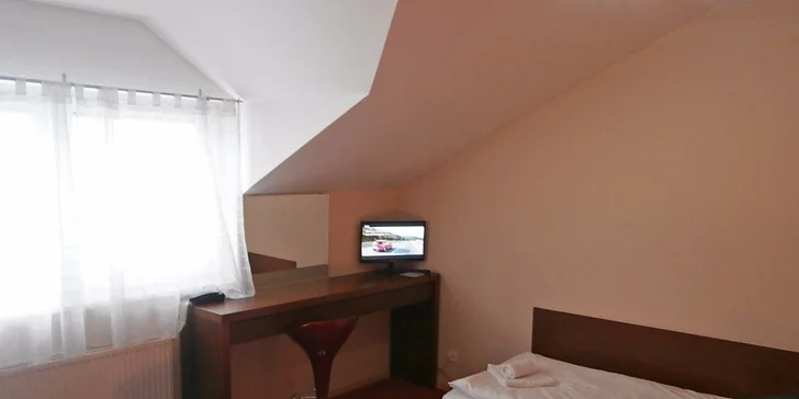 Letný 4-dňový relaxačný pobyt so šiestimi wellness procedúrami alebo 3-dňový pobyt v penzióne Hellene v Piešťanoch