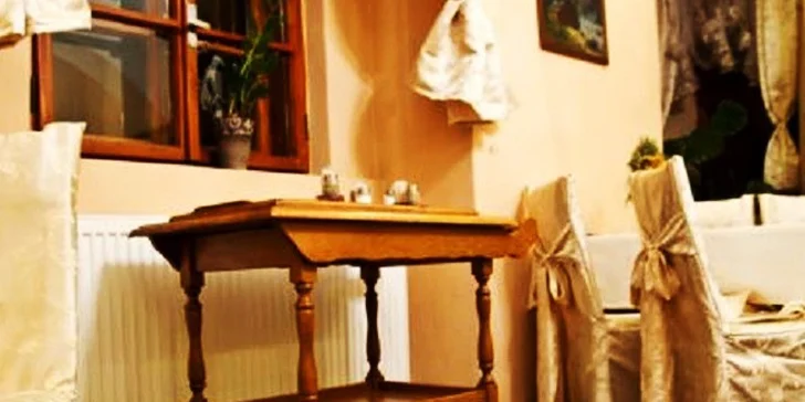 Romantický pobyt v renesančnom Kaštieli Bocian v srdci Slovenska s možnosťou vyhliadkového letu