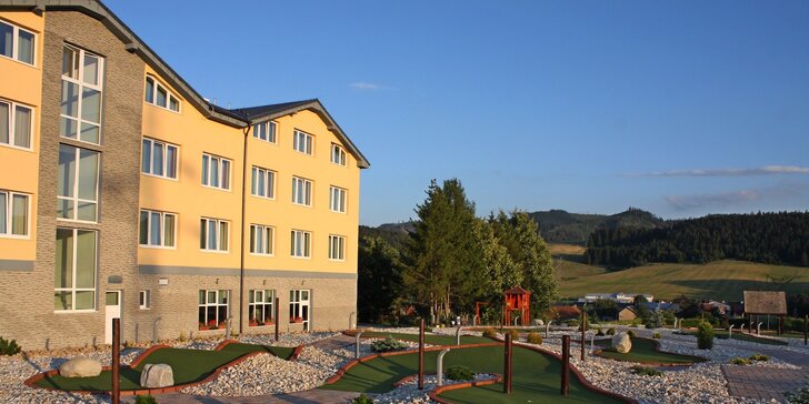 Jesenný wellness pobyt pre dospelých pod Vysokými Tatrami v hoteli Končistá ****