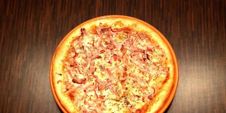 Pizza podľa vlastného výberu v Pube u Pažravca