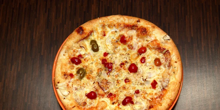Pizza podľa vlastného výberu v Pube u Pažravca