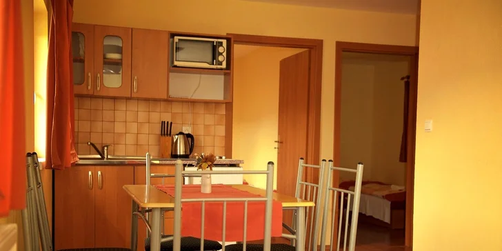 Aktívna rodinná dovolenka so špičkovým wellness pre 6 osôb v rezorte Wellness Hotela Orava*** so športoviskami, wellness a polpenziou
