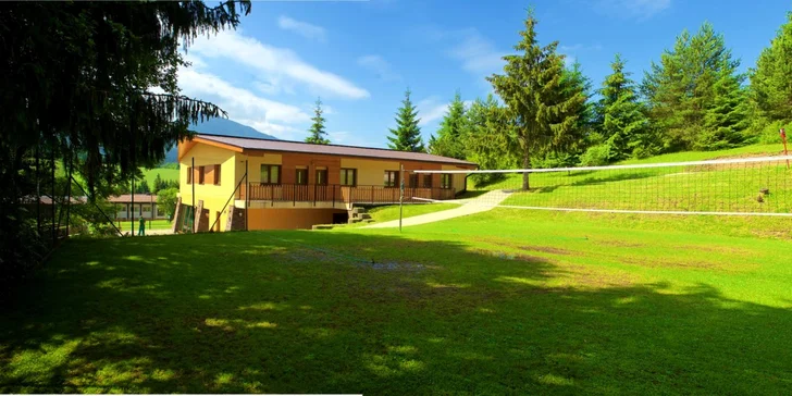 Aktívna rodinná dovolenka so špičkovým wellness pre 6 osôb v rezorte Wellness Hotela Orava*** so športoviskami, wellness a polpenziou