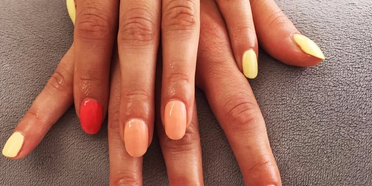 Klasická manikúra, japonská manikúra alebo permanentné Shellac lakovanie