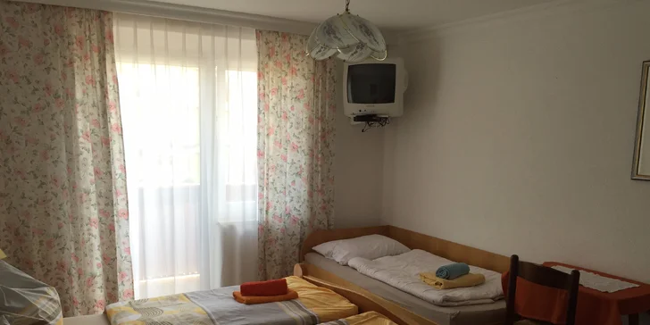Lyžovačka v krásnom prostredí rakúskych Álp v penzióne Lindenhof