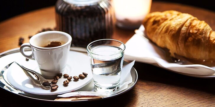 Luxusná exotická káva s dobrôtkou pod zub alebo exkluzívny studený čaj