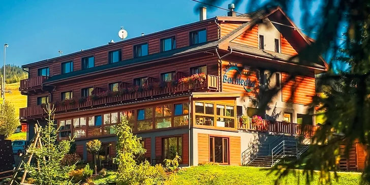 Po stopách Cínového kráľa Hohenloheho s Hotelom Bachledka**** Strachan. Návrat do čias bohatej aristokracie.