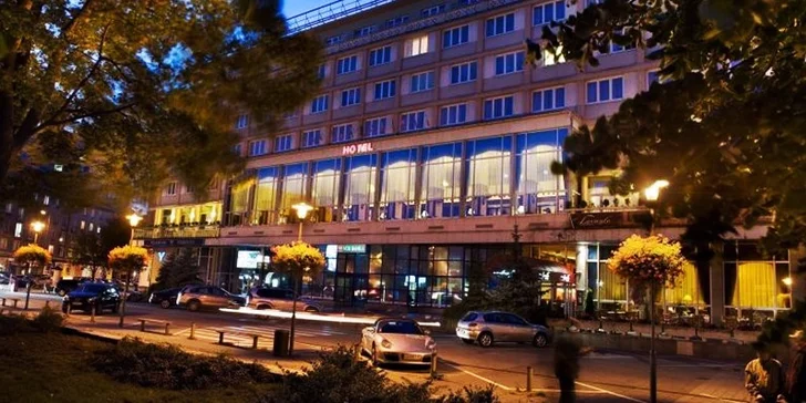 Celotelové relaxačné masáže v Hoteli Apollo