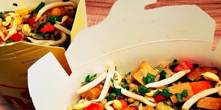 Vegánska, bezlepková a bezlaktózová ostrokyslá polievka alebo veggie woky