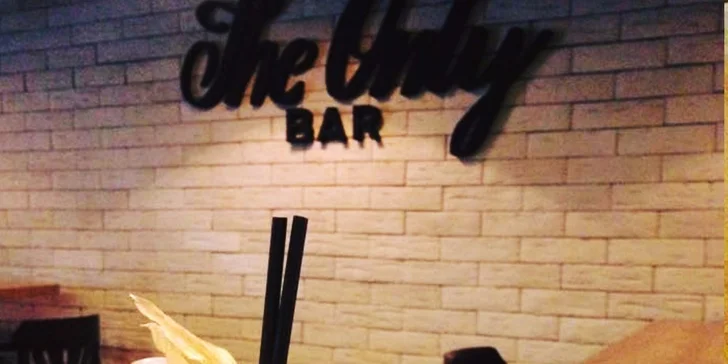 Miešané alko a nealko cocktaily v Only Bar Prešov