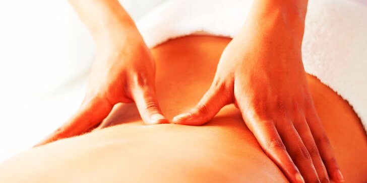 Relaxačná masáž chrbta alebo špeciálna detská masáž