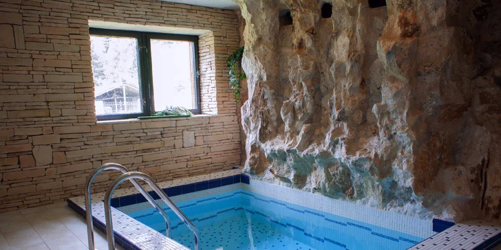 Fantastický wellness pobyt v Hoteli Hunter*** v blízkosti Muránskej Planiny + jedno dieťa do 15 rokov ubytovanie zdarma! Posledný voľný termín 16. - 18.12.2016!