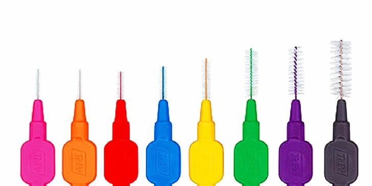 Dentálna hygiena a bielenie zubov lampou Zoom! Ako darček medzizubná kefka! Využitie až na 4 pobočkách v Bratislave a okolí