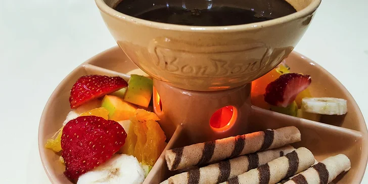 Fondue pre maškrtné jazýčky: vykúpte ovocie a sušienky v čokoláde!