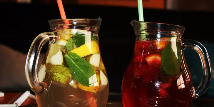 Príjemné posedenie pri káve, limonáde alebo miešanom drinku v SAHARA CAFE