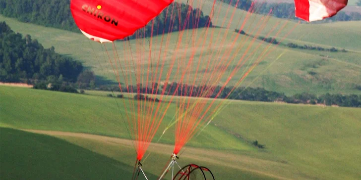 Motorový paragliding tandem - vyhliadkový let Airchopperom, okolie Trenčín alebo Bratislava