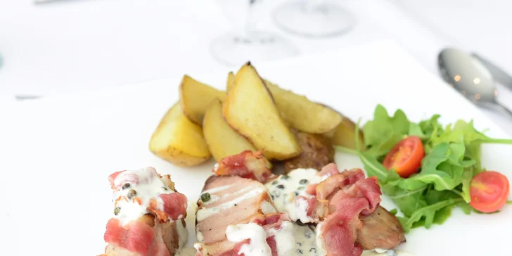 Vyskladaj si 3-chodové menu pre 2 osoby s vínom podľa vlastného výberu