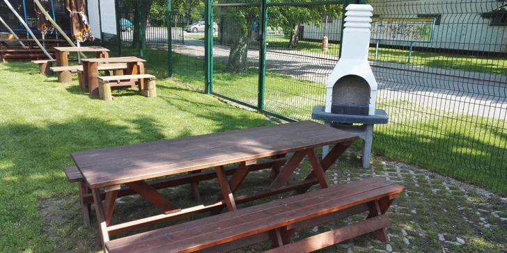 Atrakcie v outdoorovom lanovom centre pre deti aj dospleých