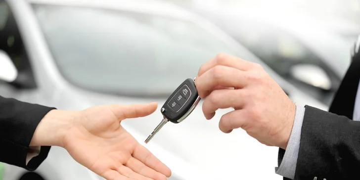 Prenájom ekologického elektromobilu Volkswagen E-Up až na týždeň!