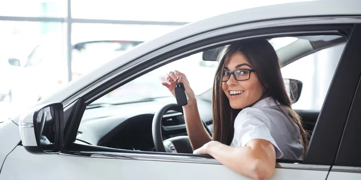 Prenájom ekologického elektromobilu Volkswagen E-Up až na týždeň!